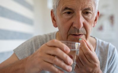 6 Issues for Seniors Using Opioids